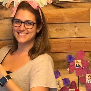 Meet your Posher, Nicole